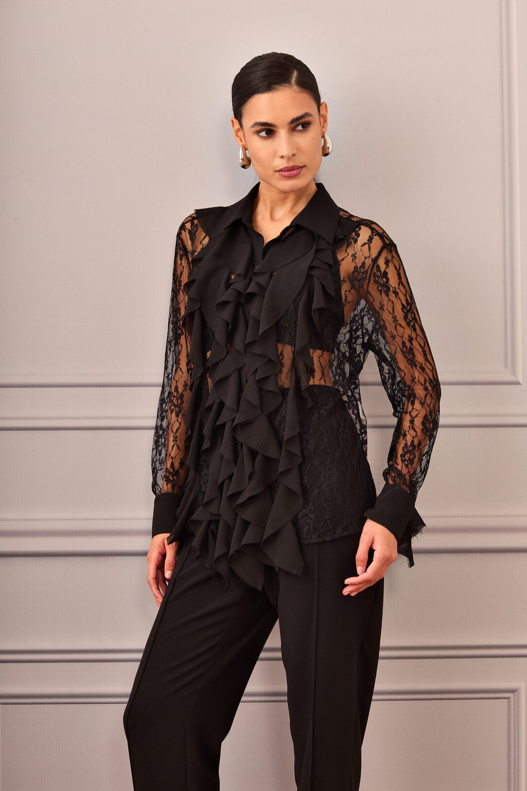 CAMISA RENDA BABADOS BUSTO