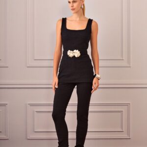Blusa em malha com cinto
